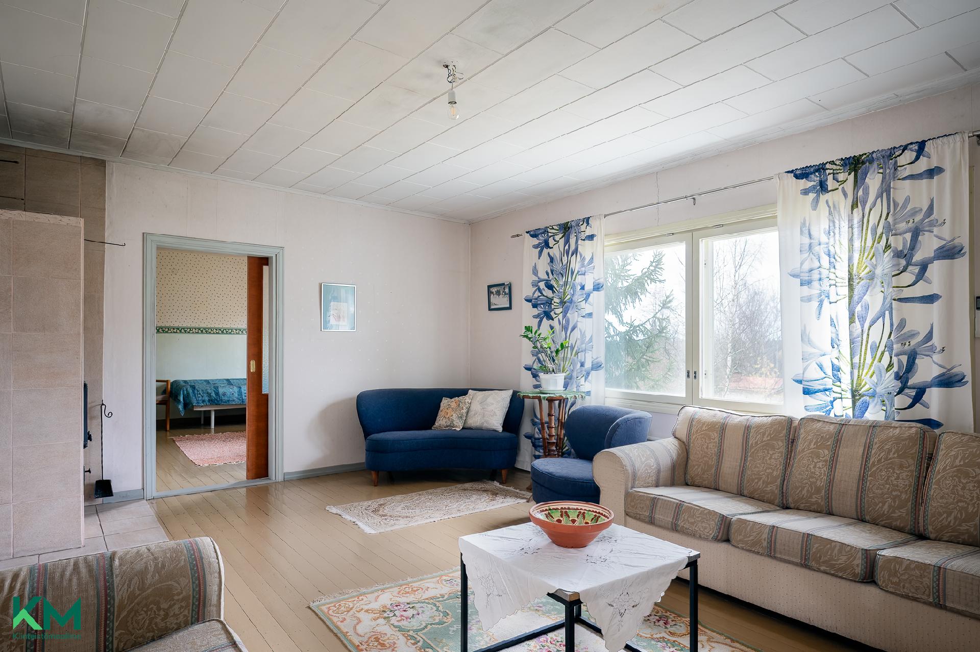 Kurjenkalliontie 5, Keskusta, Kuhmoinen