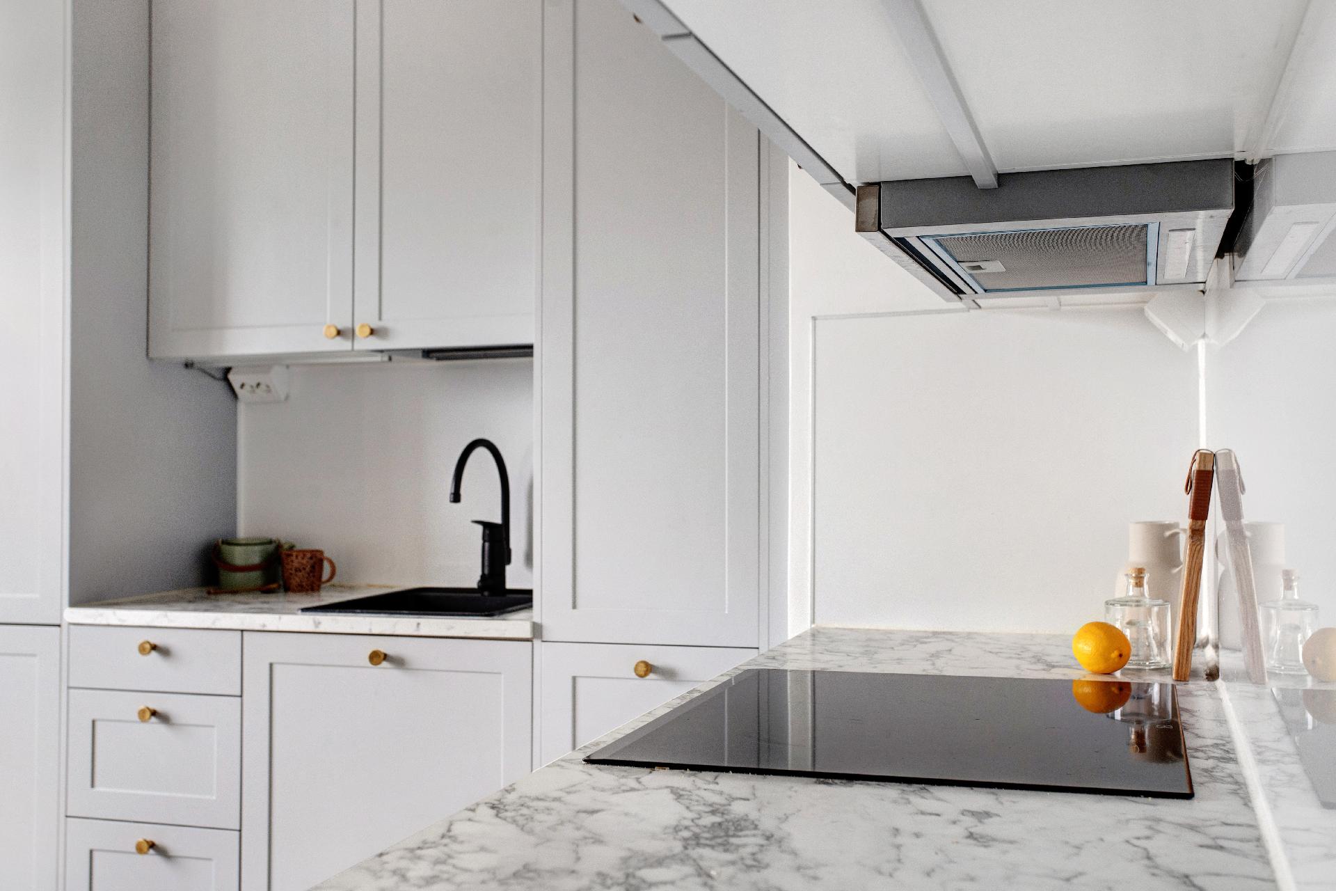 Itälahdenkatu 10, Lauttasaari, Helsinki