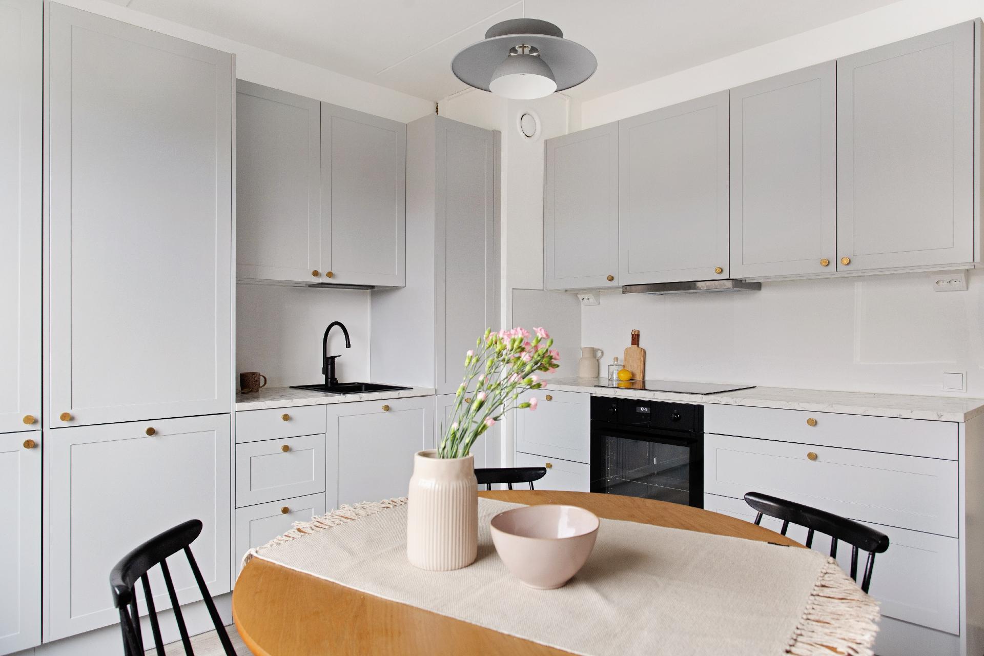 Itälahdenkatu 10, Lauttasaari, Helsinki