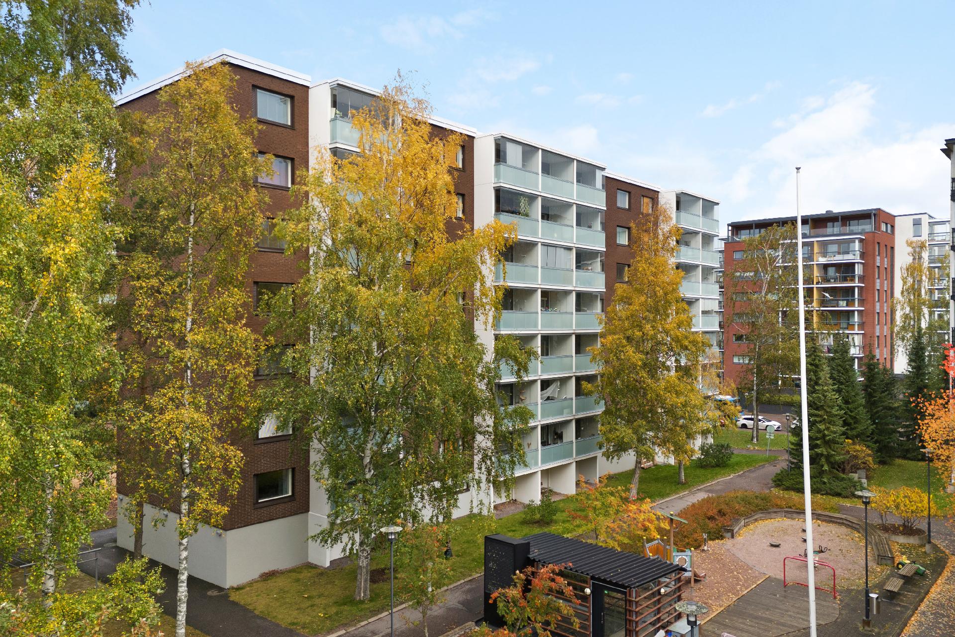 Itälahdenkatu 10, Lauttasaari, Helsinki