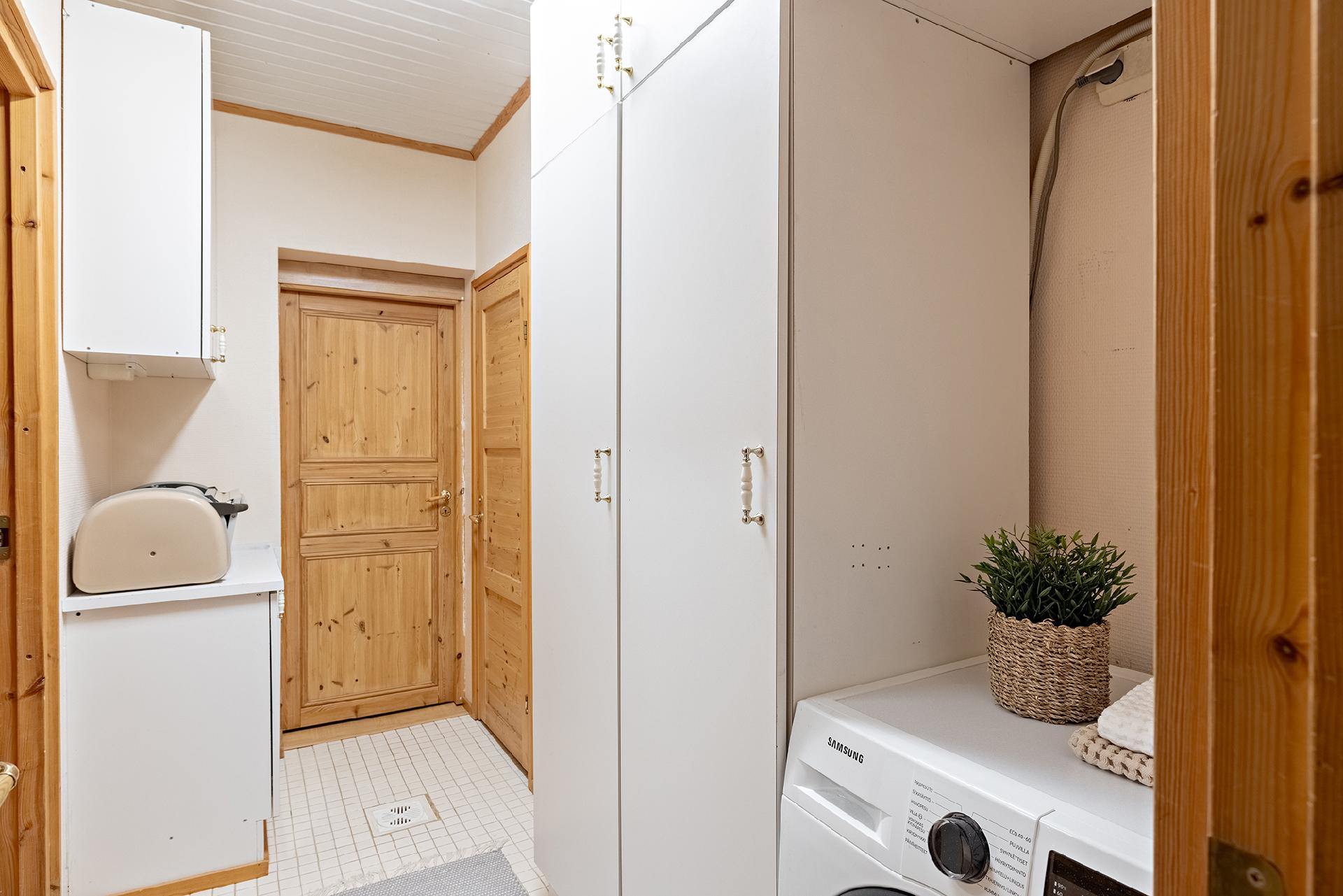 Uusitie 7, Kuusikko, Muhos