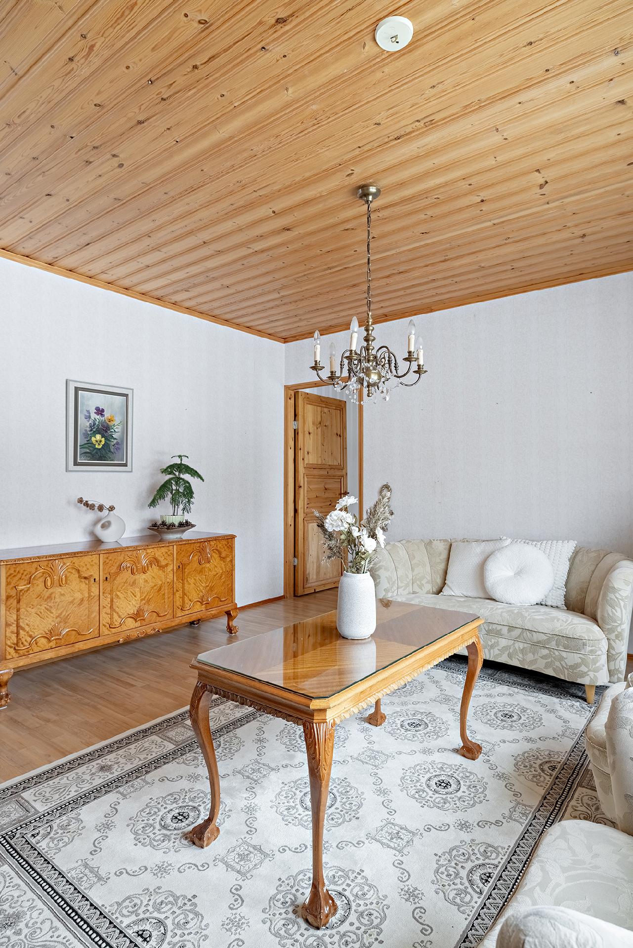 Uusitie 7, Kuusikko, Muhos