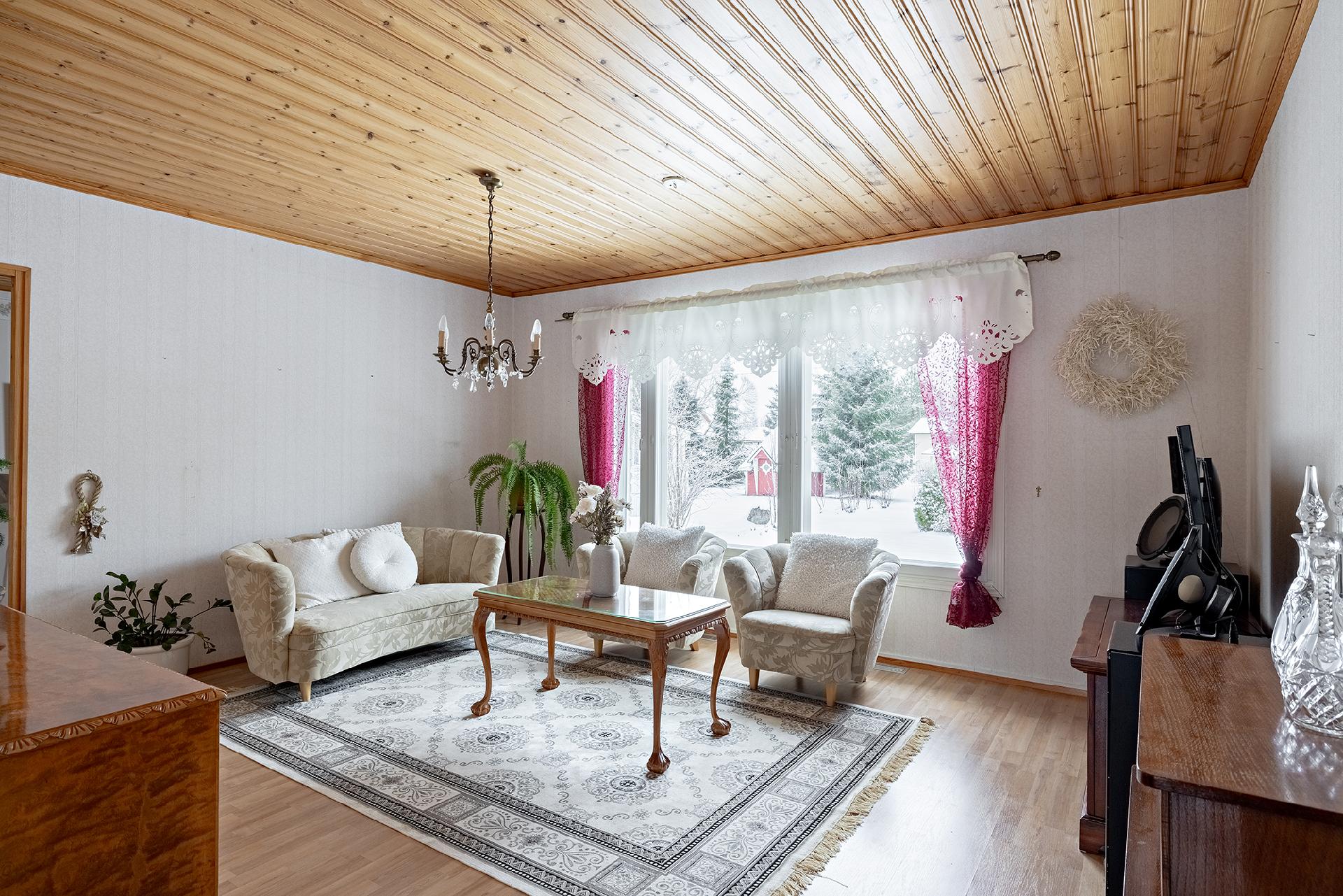 Uusitie 7, Kuusikko, Muhos