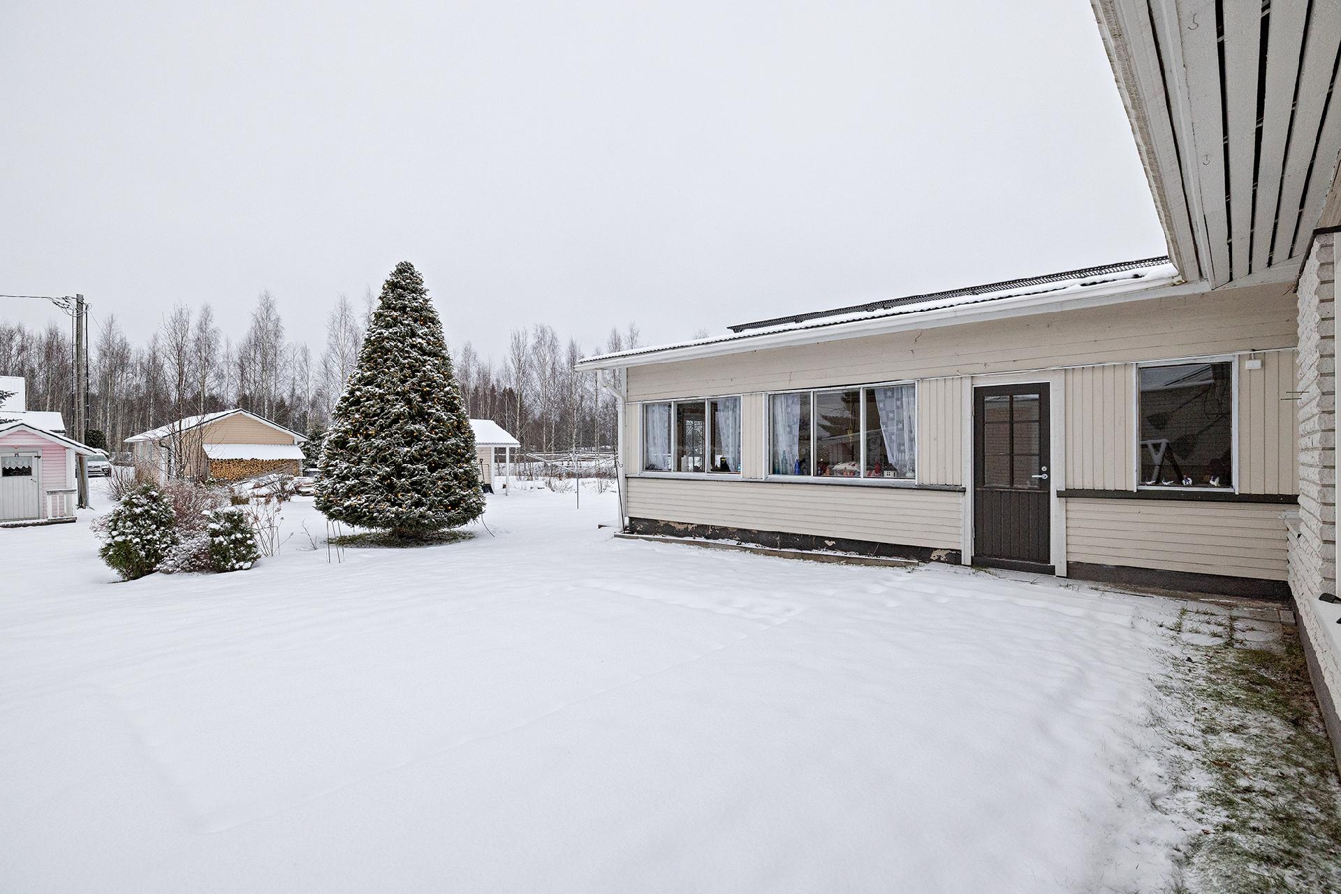 Uusitie 7, Kuusikko, Muhos