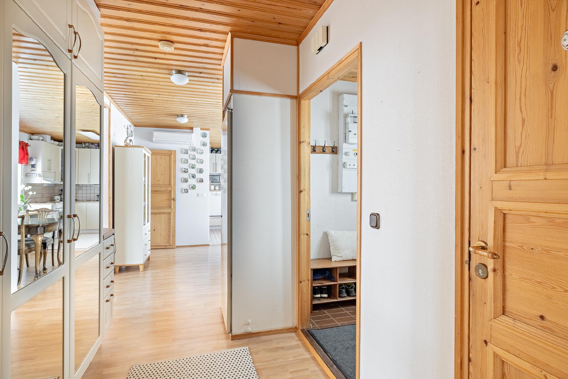 Uusitie 7, Kuusikko, Muhos