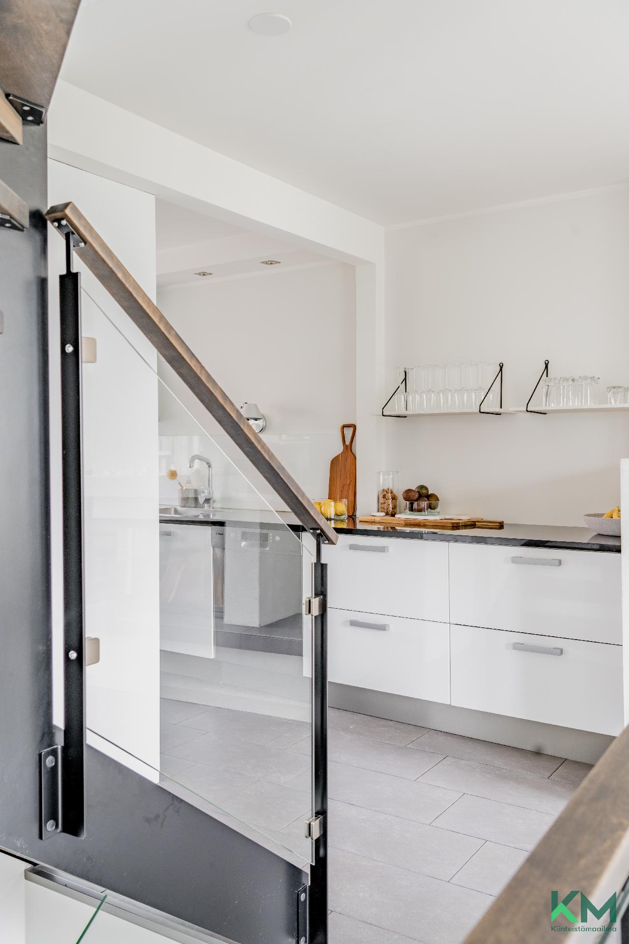 Lähettilääntie 14, Kartanonkoski, Vantaa