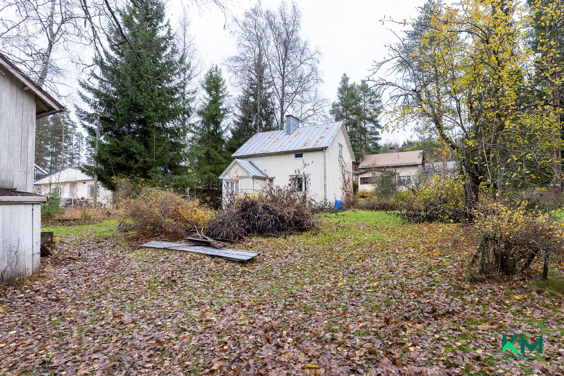 Kiuruntie 5, Pikonkangas, Kangasala