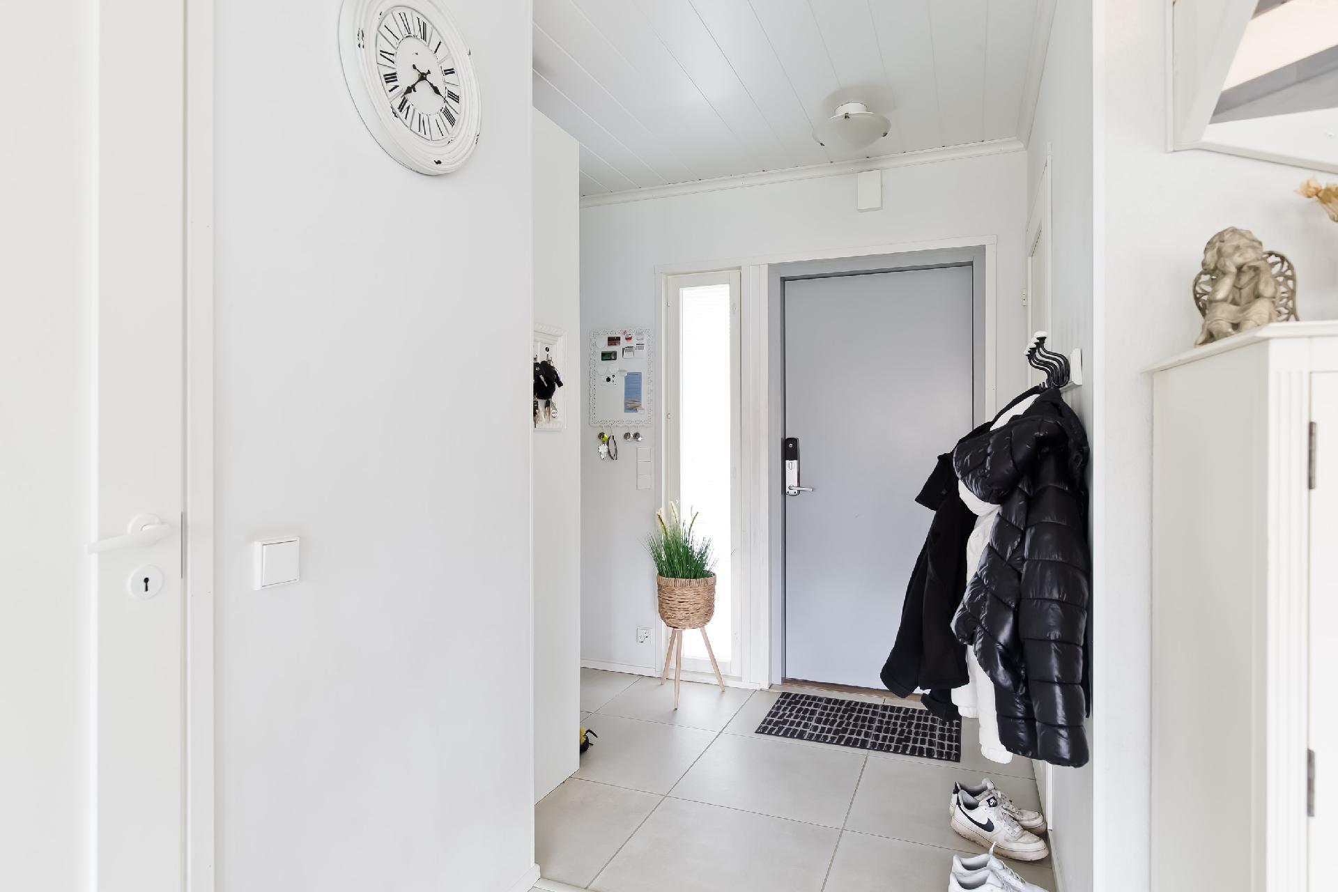 Välimäentie 8, Sääksjärvi, Lempäälä