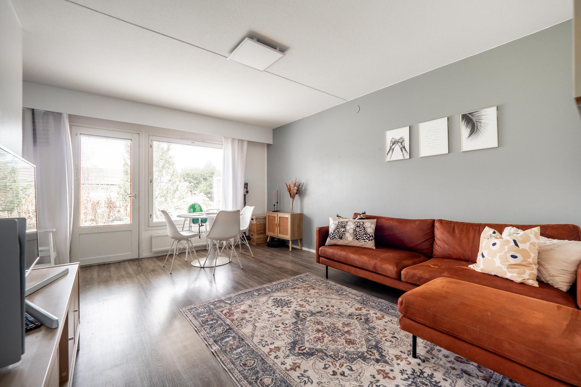 Sarvivälkkeentie 2, Knuutilankangas, Oulu