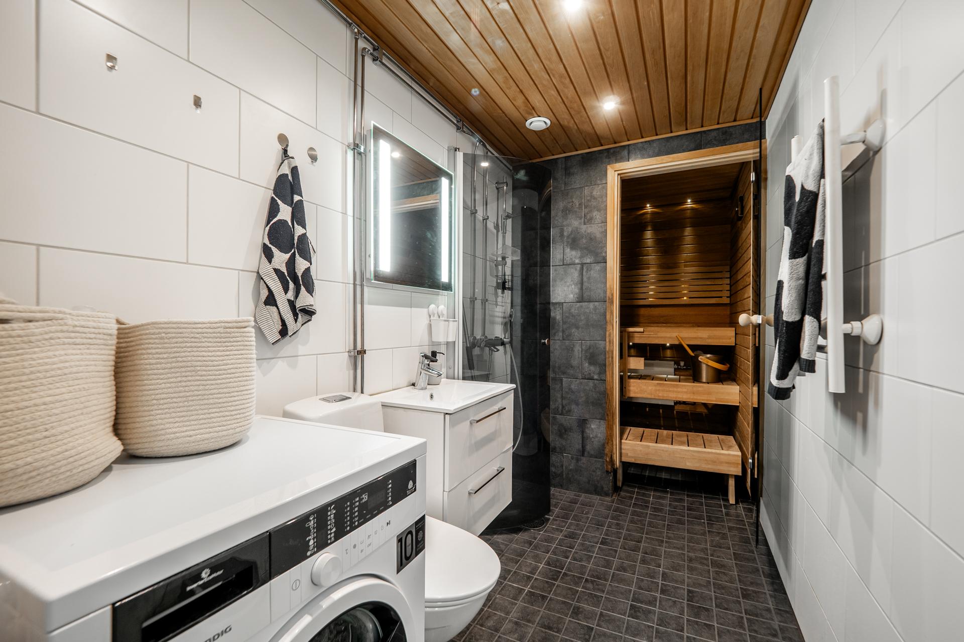 Sarvivälkkeentie 2, Knuutilankangas, Oulu