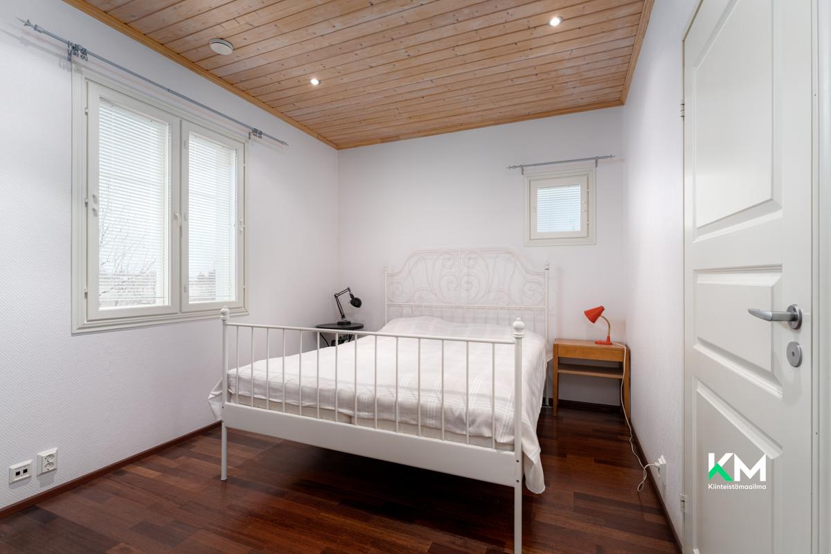 Santerintie 8, Kaustinen