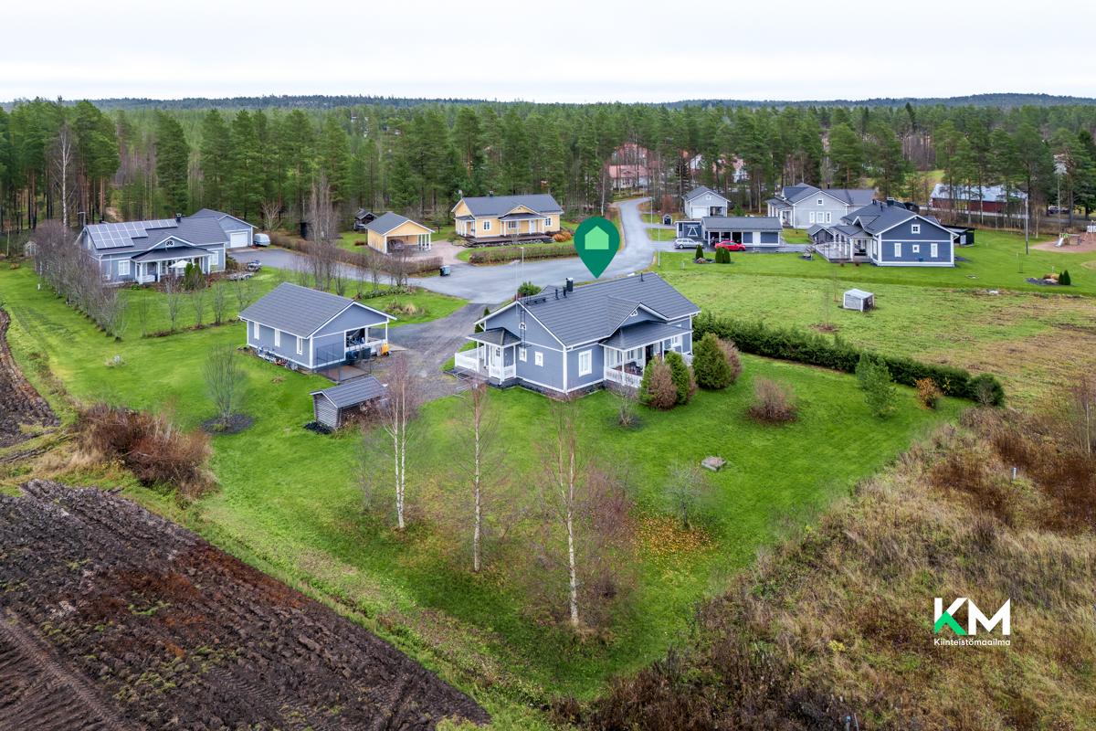 Santerintie 8, Kaustinen