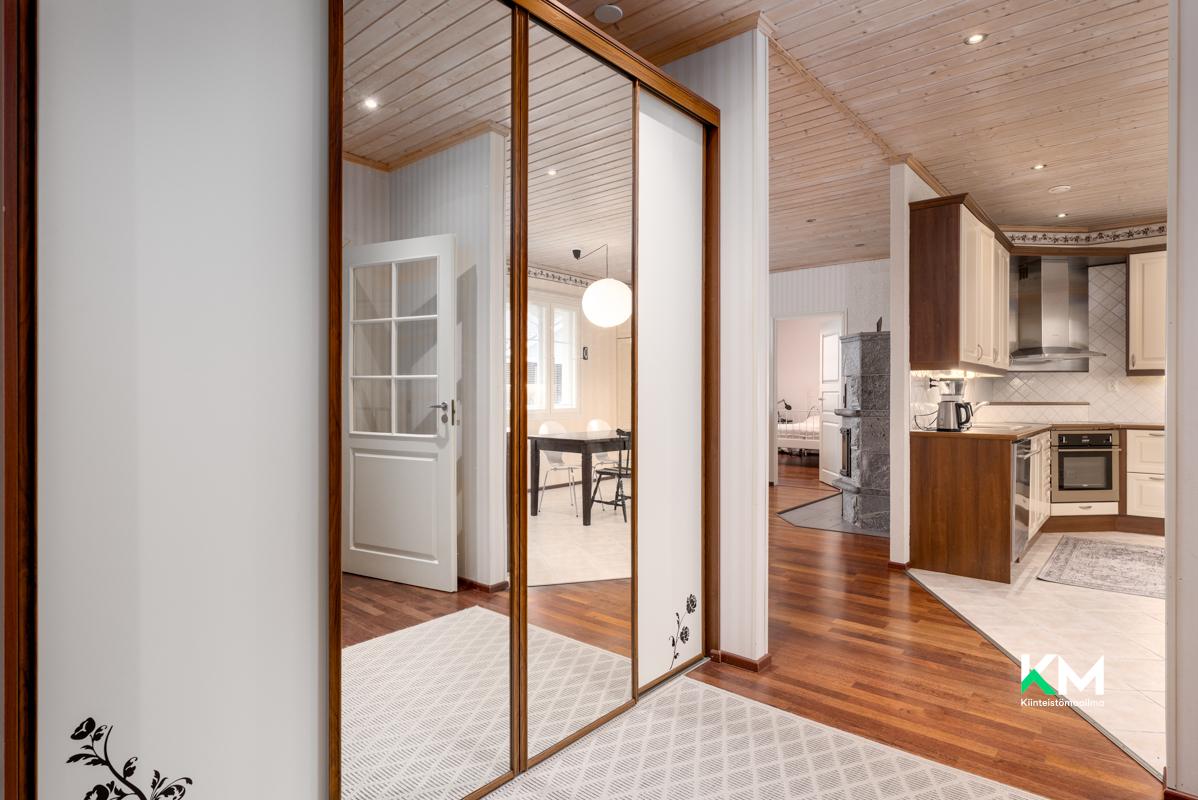 Santerintie 8, Kaustinen