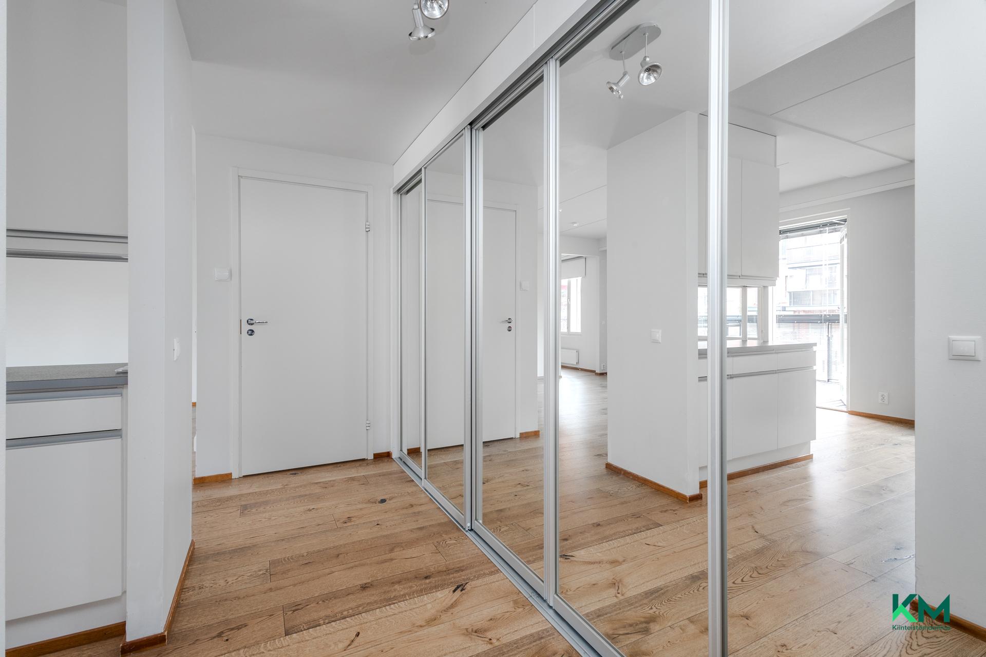 Runsaasti säilytystilaa