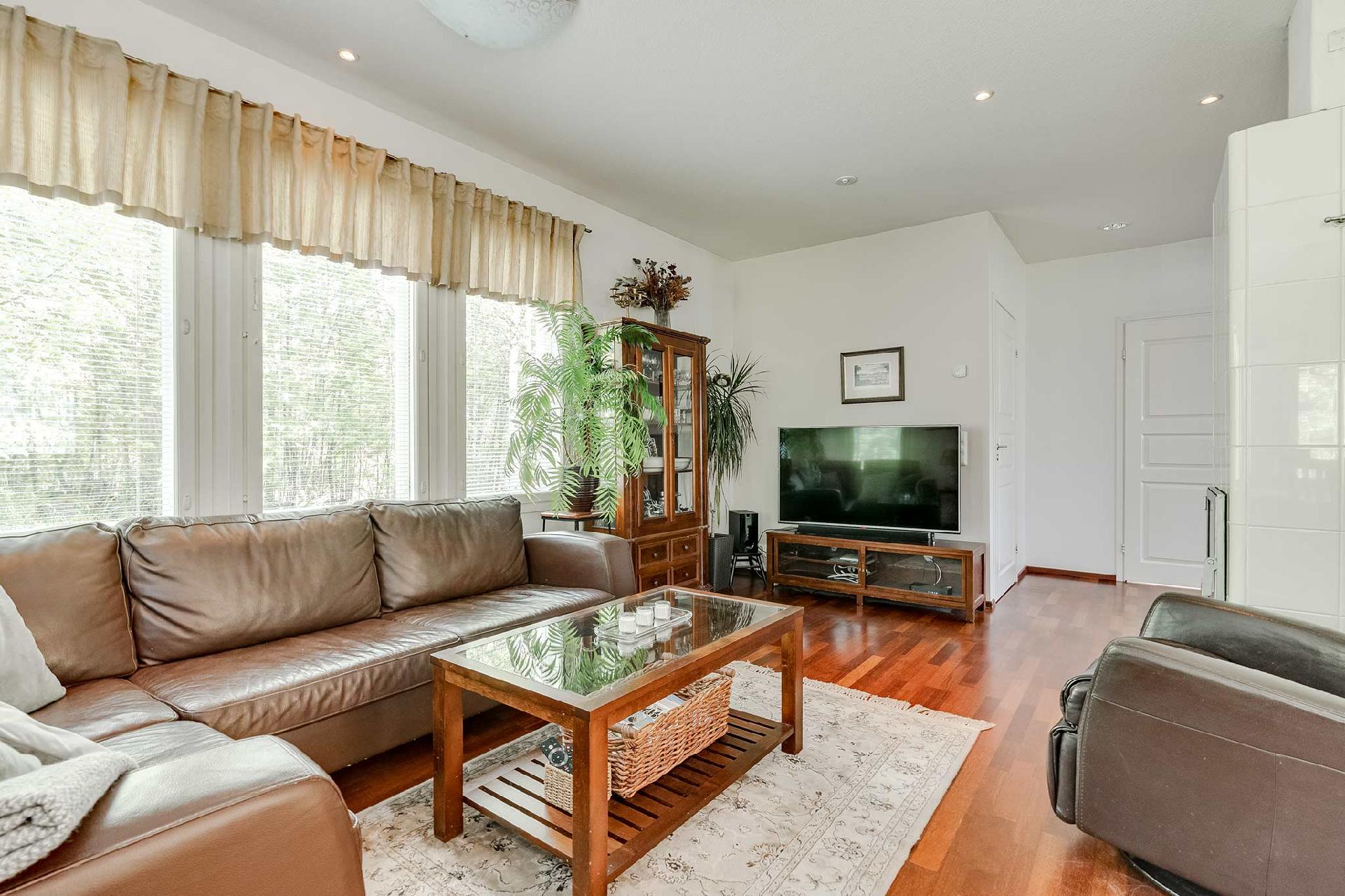 Velholehdenkatu 4, Hervanta, Tampere