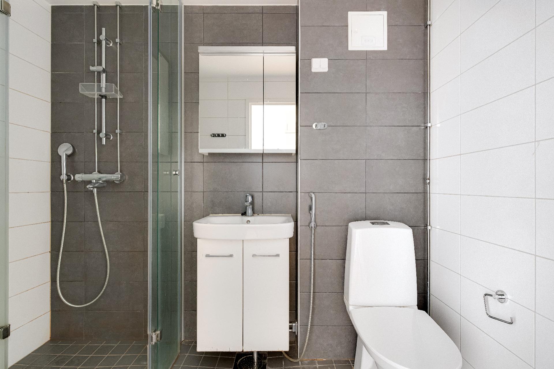 Uotinmäentie 9, Mellunmäki, Helsinki