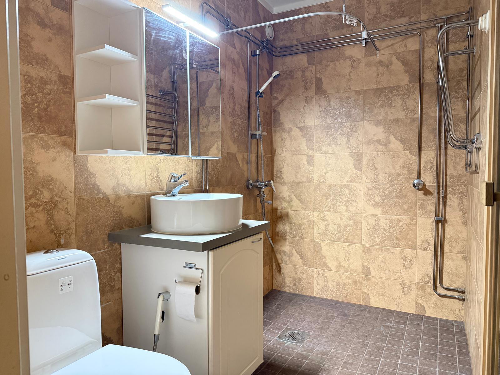 Lähteenkatu 2-4, Helilä, Kotka