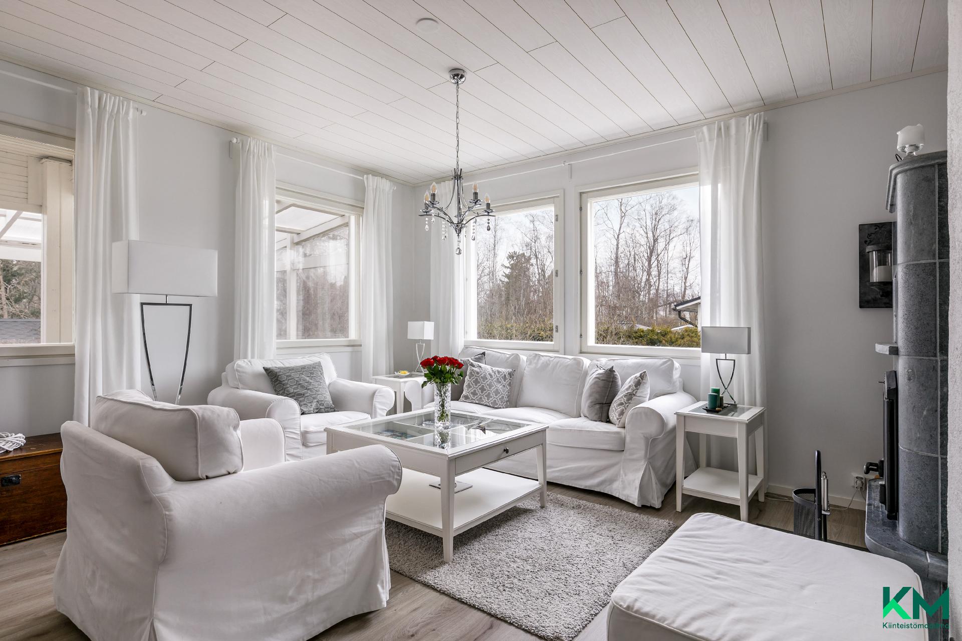 Nummikuja 6, Heikinlaakso, Helsinki