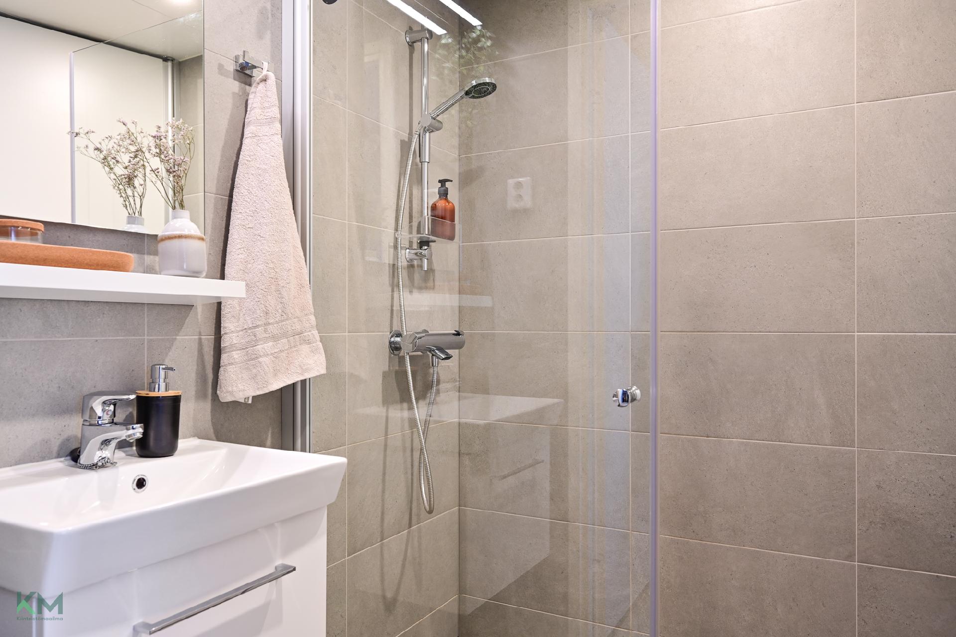 Mallastie 16, Toppilansalmi, Oulu