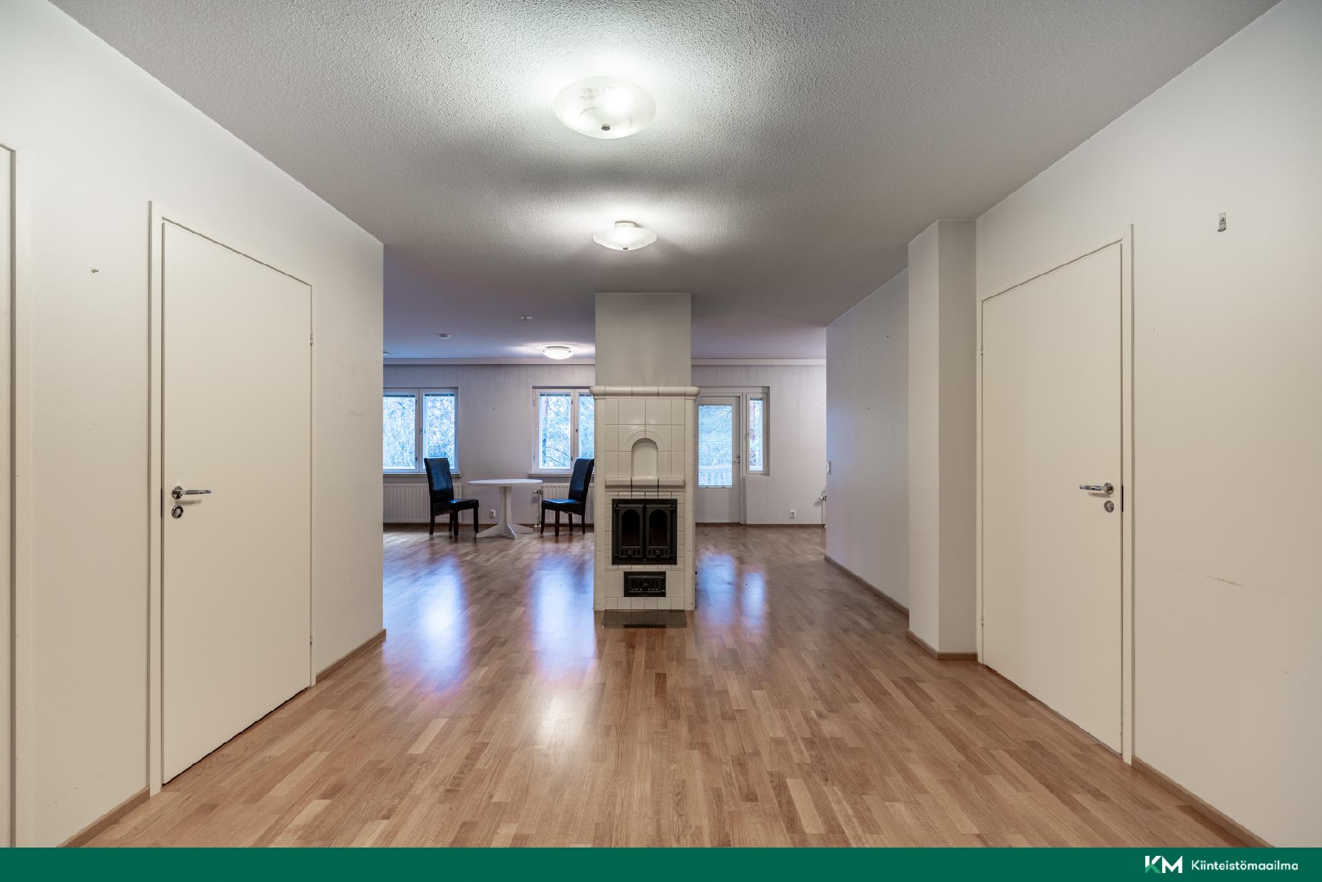 Rovastinkuja 1, Kangasniemi