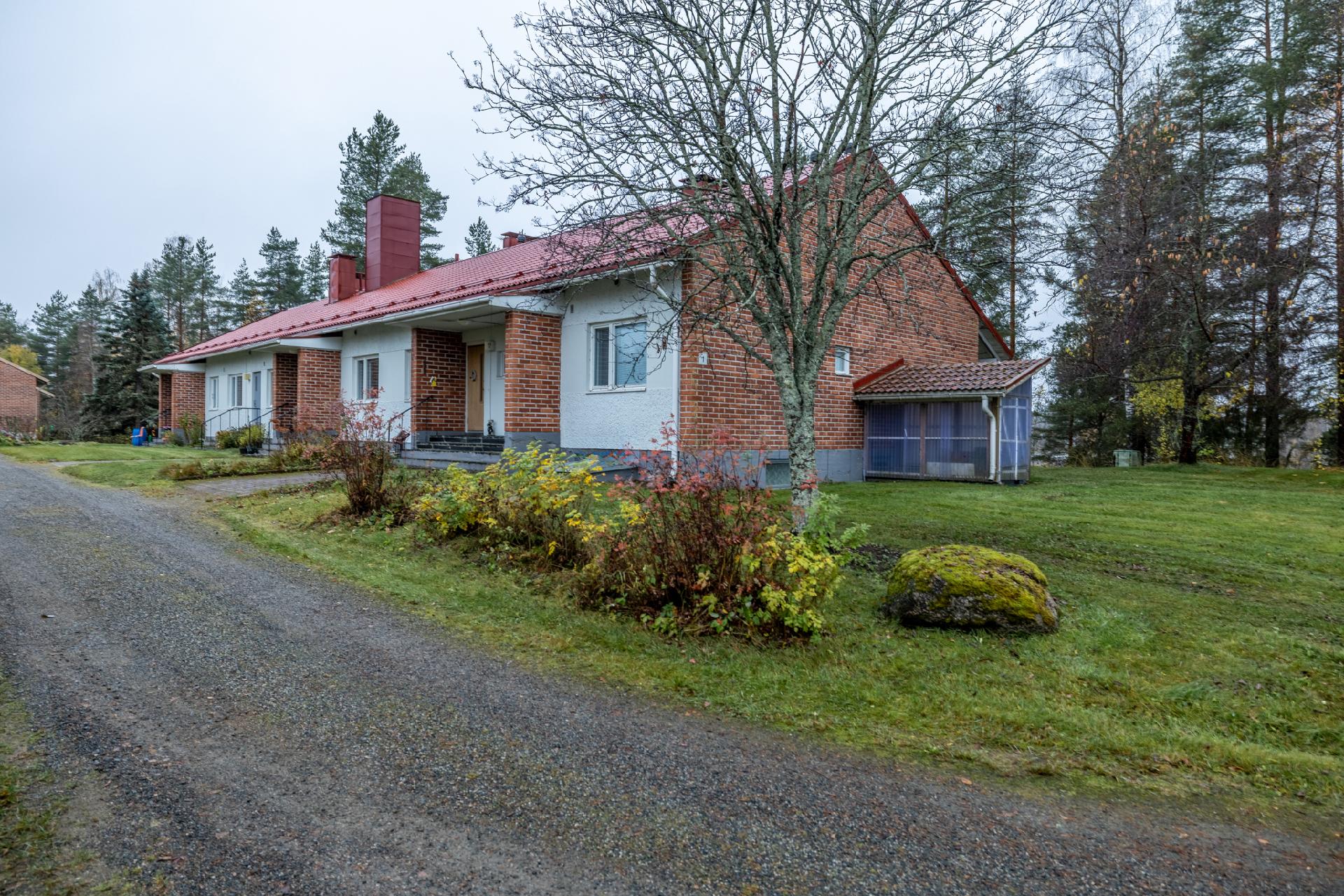 Rovastinkuja 1, Kangasniemi