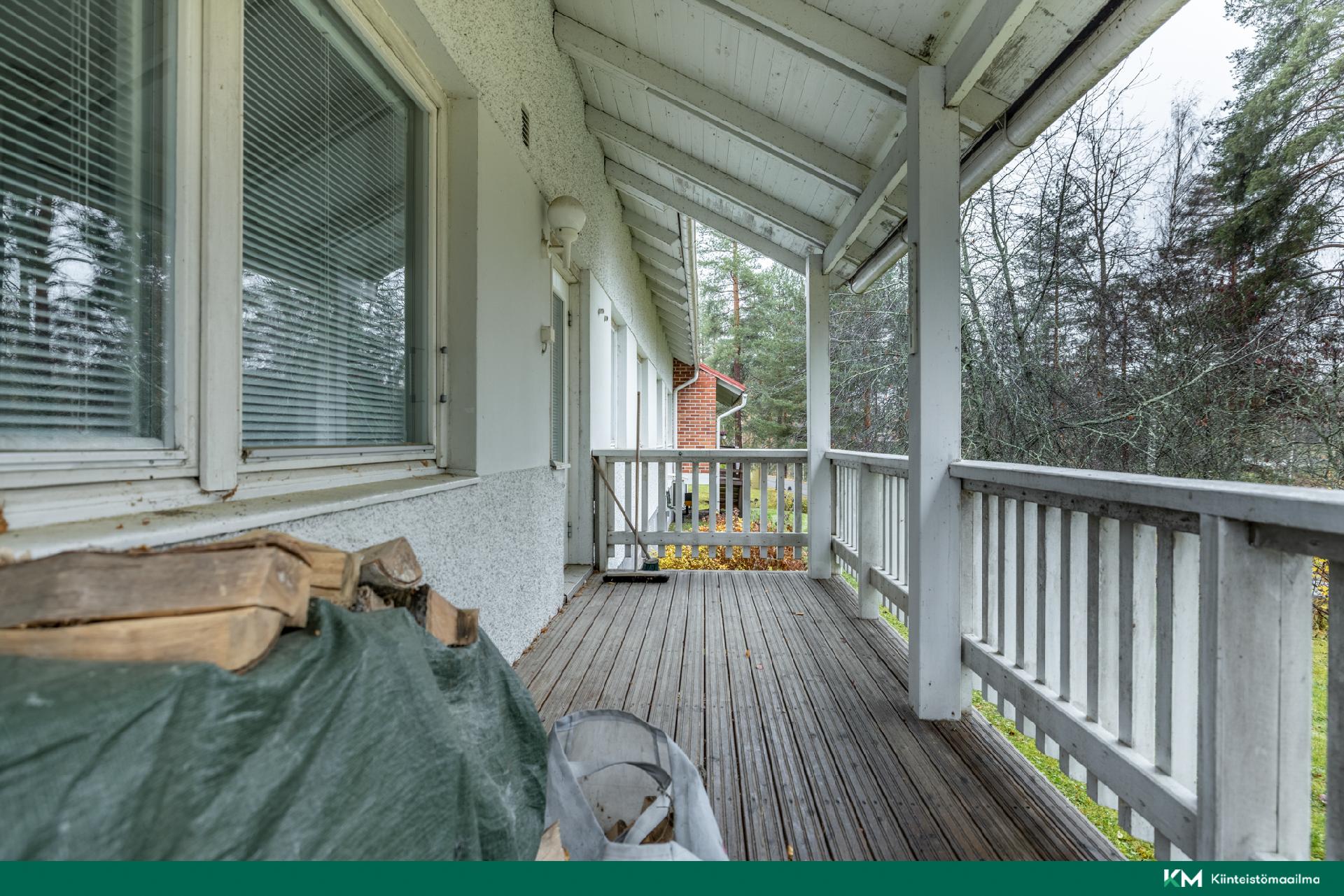 Rovastinkuja 1, Kangasniemi