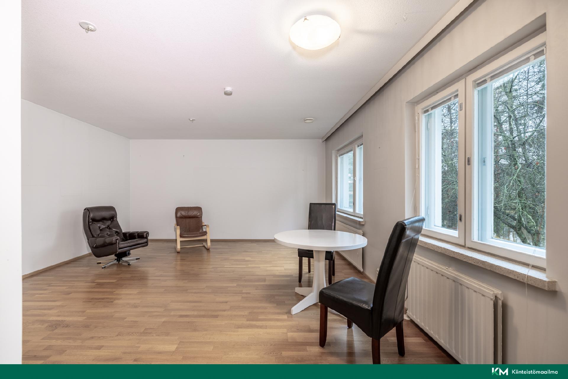 Rovastinkuja 1, Kangasniemi