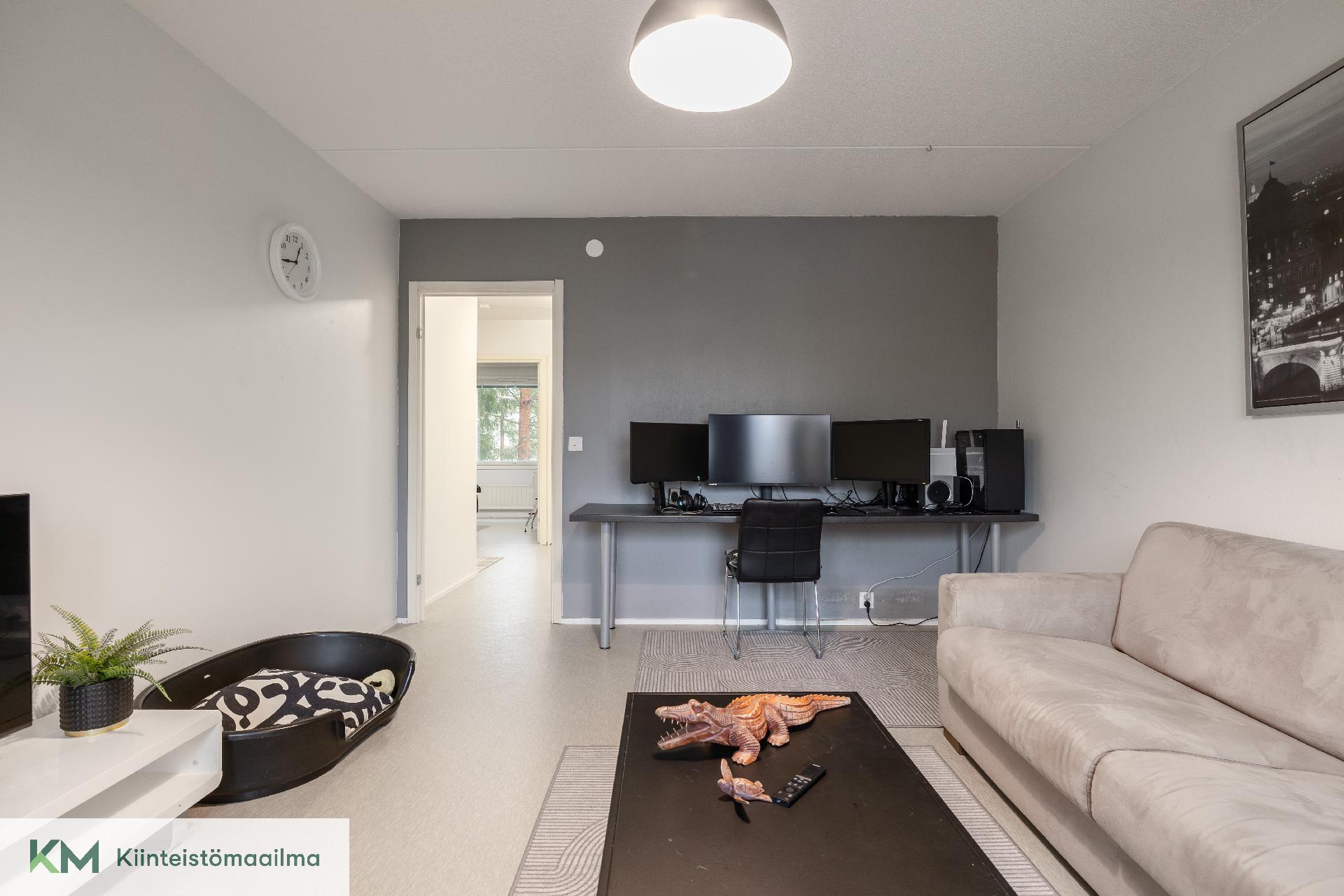 Velhontie 6, Karhuvuori, Kotka