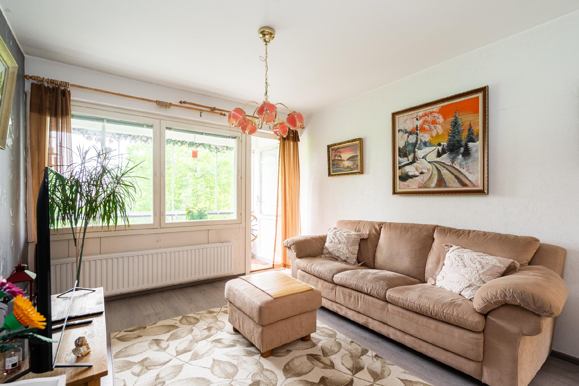 Sääksmäentie 13-15, Keskusta, Valkeakoski