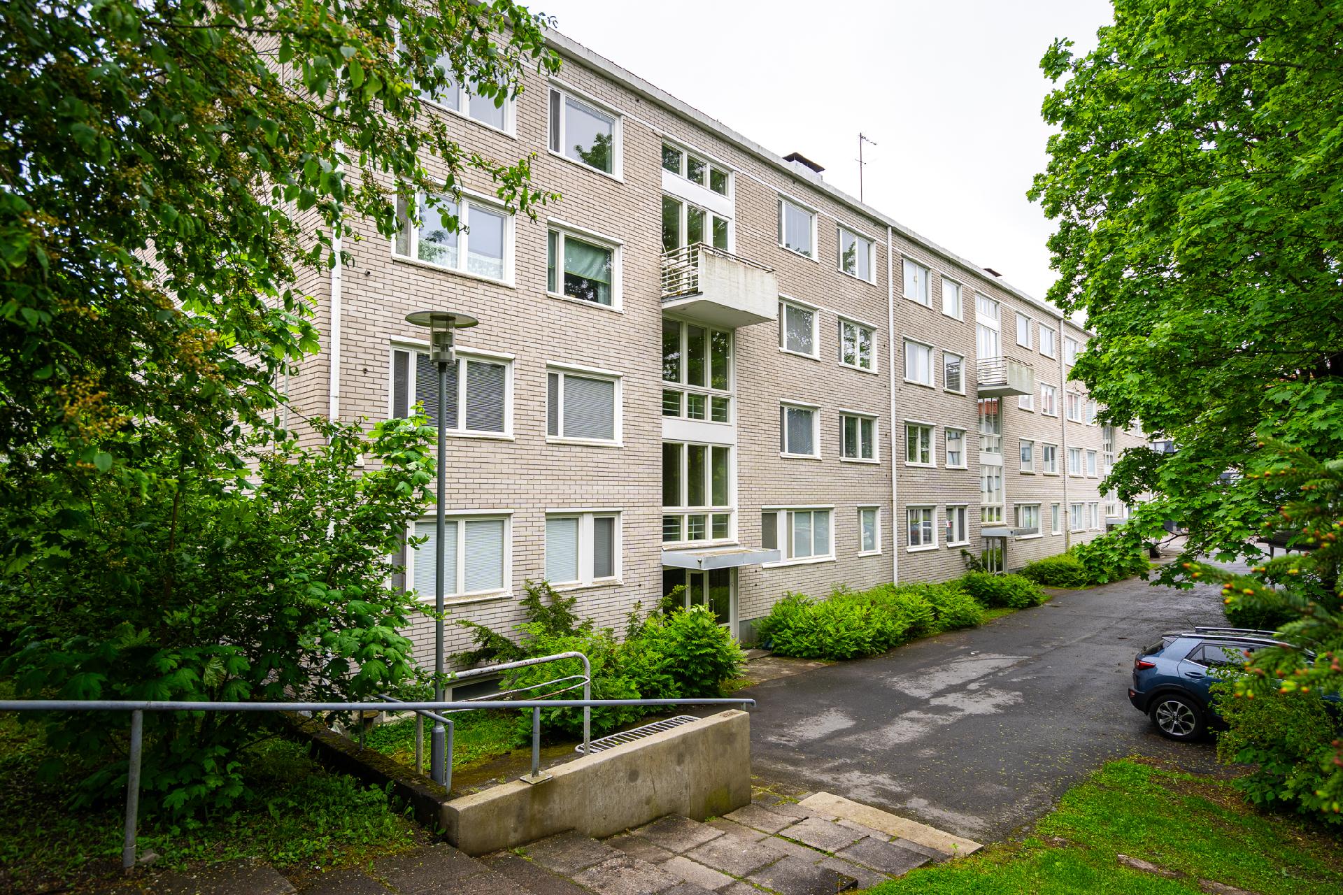 Sääksmäentie 13-15, Keskusta, Valkeakoski