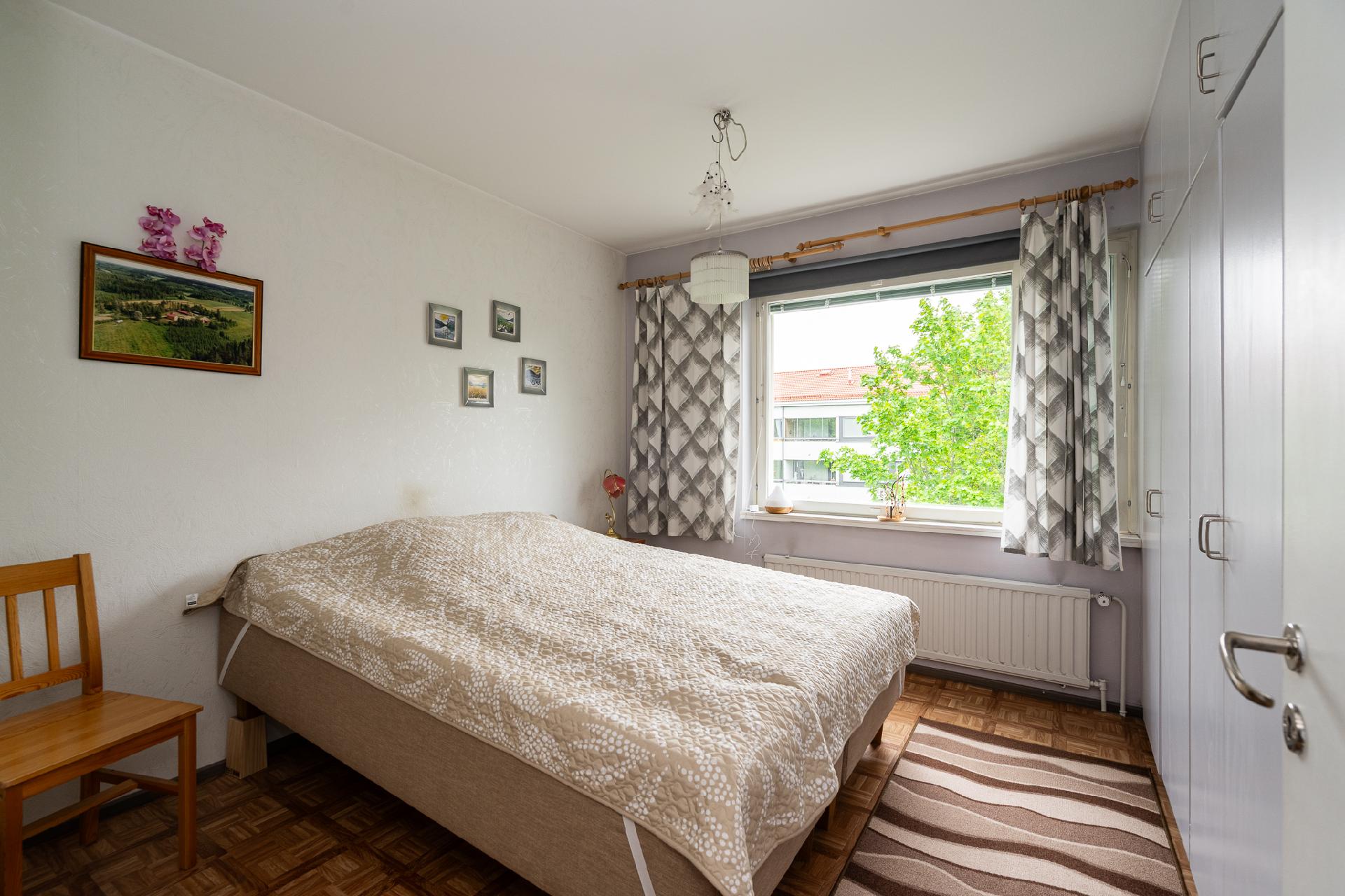 Sääksmäentie 13-15, Keskusta, Valkeakoski