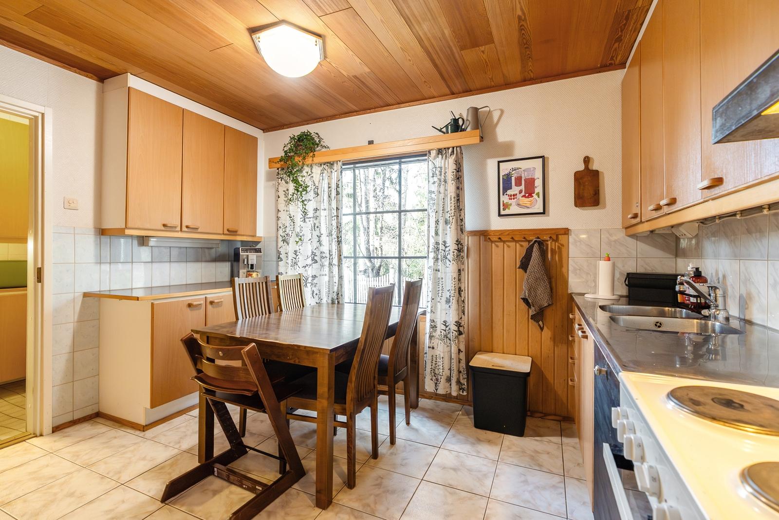 Pappilanhaantie 51, Kirkonkylä, Tuusula