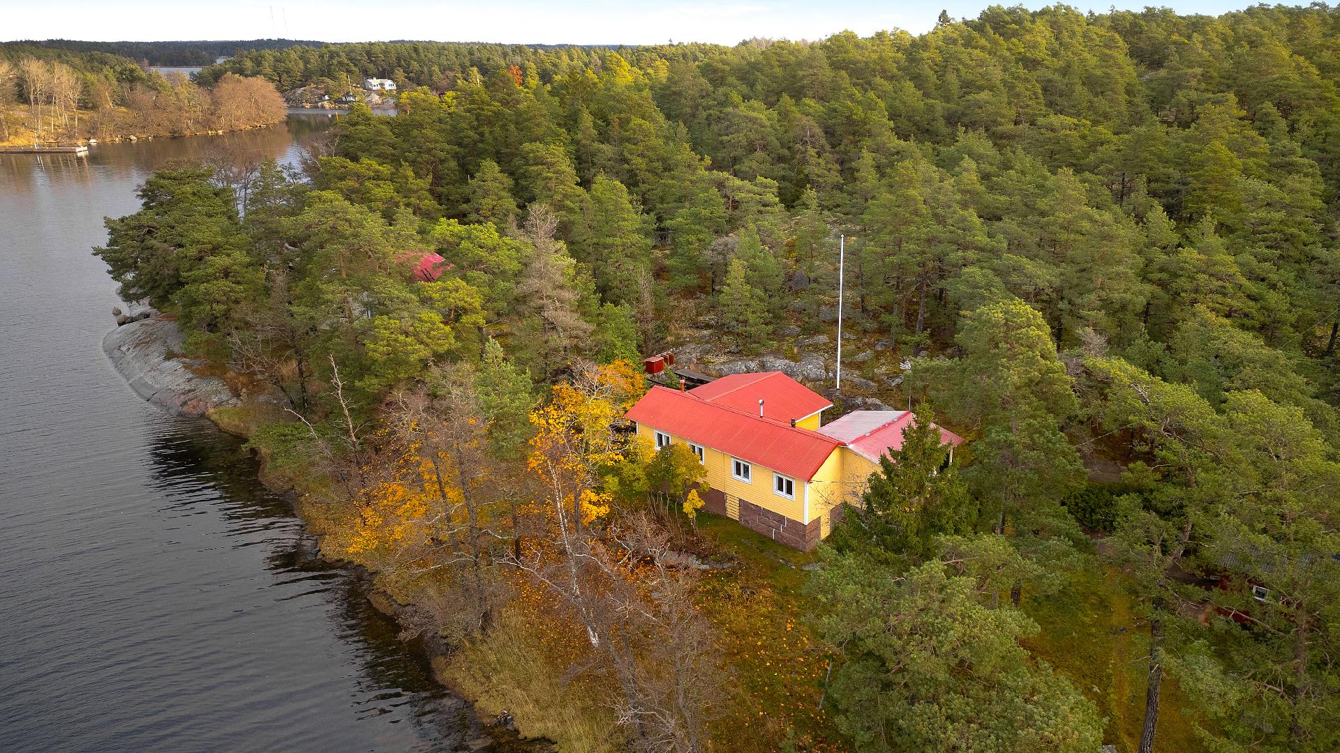Kyrkogårdsön Lövsund, Porkkalanniemi, Kirkkonummi