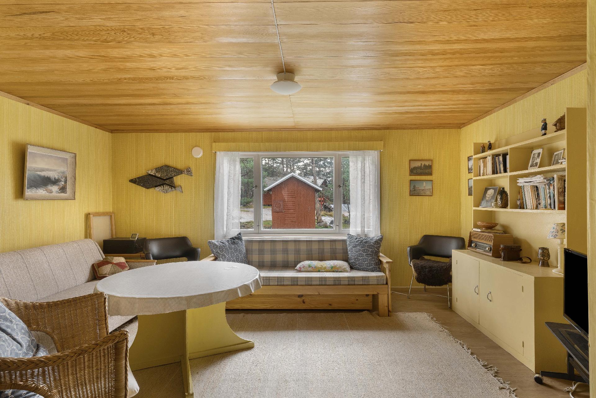 Kyrkogårdsön Lövsund, Porkkalanniemi, Kirkkonummi