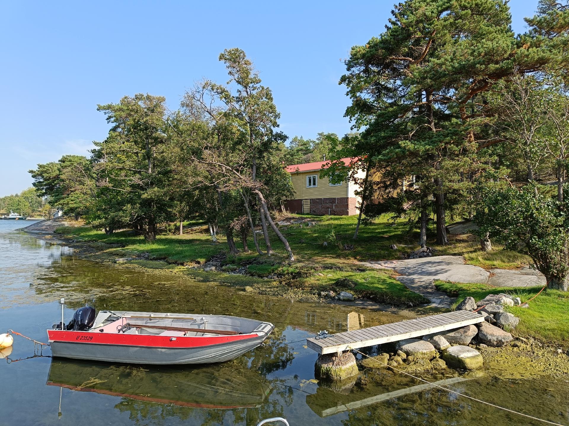 Kyrkogårdsön Lövsund, Porkkalanniemi, Kirkkonummi