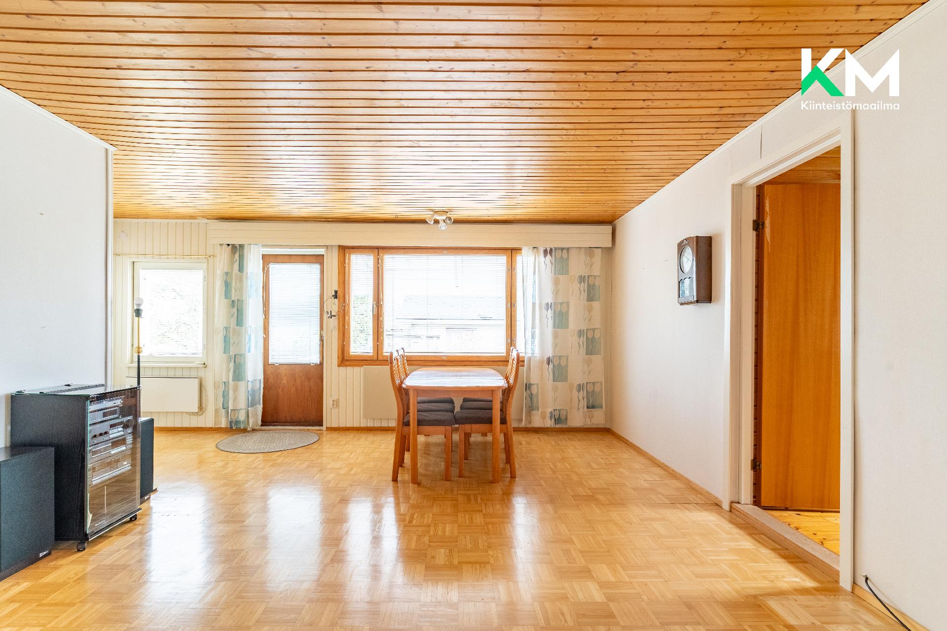 Husaaritie 6, Kannisto, Vantaa