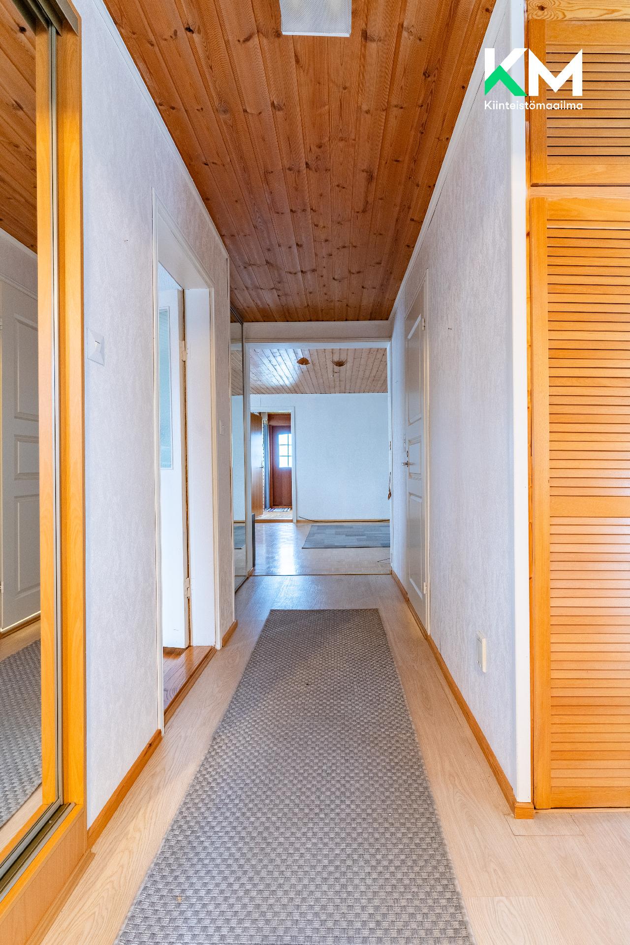 Husaaritie 6, Kannisto, Vantaa