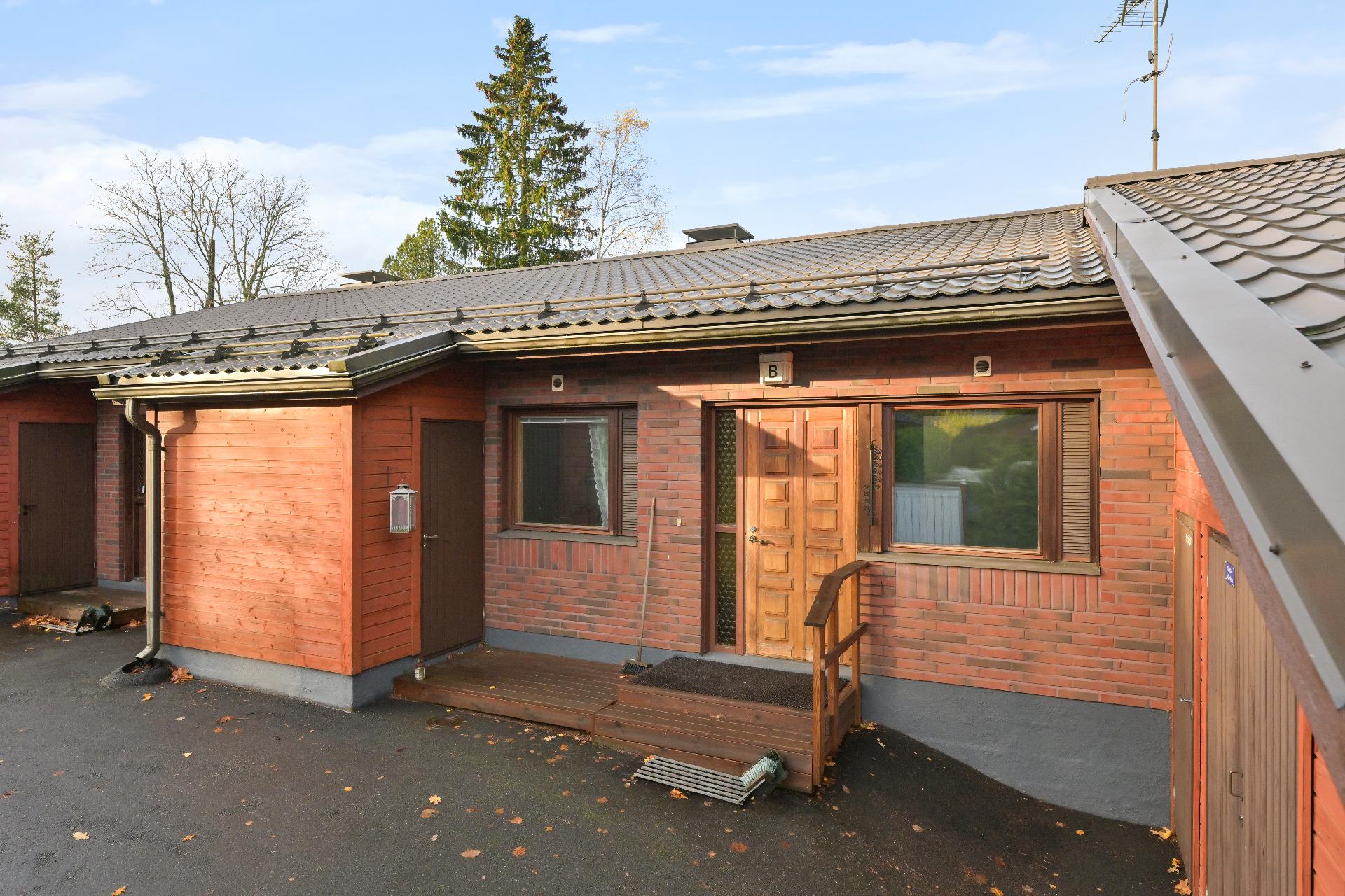 Kalkkivuorentie 23, Heikinlaakso, Helsinki