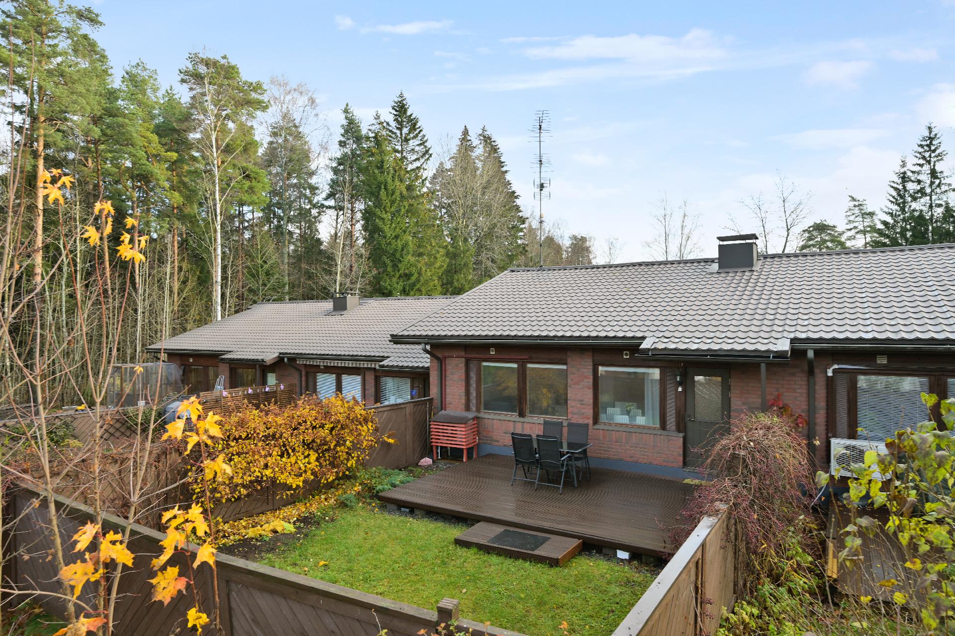 Kalkkivuorentie 23, Heikinlaakso, Helsinki