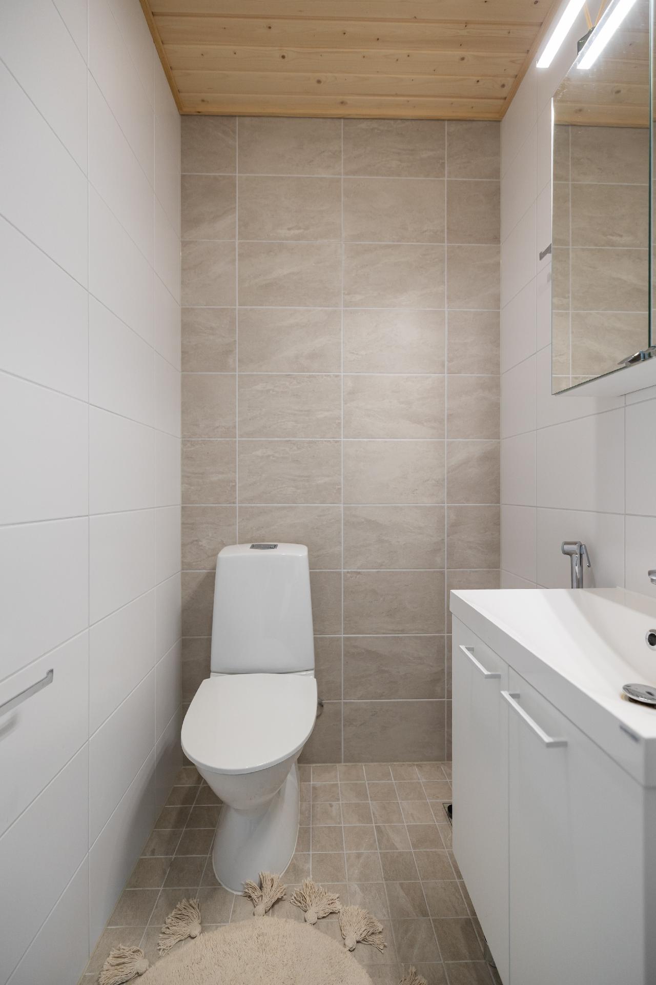 Wc on tehty lisätyönä