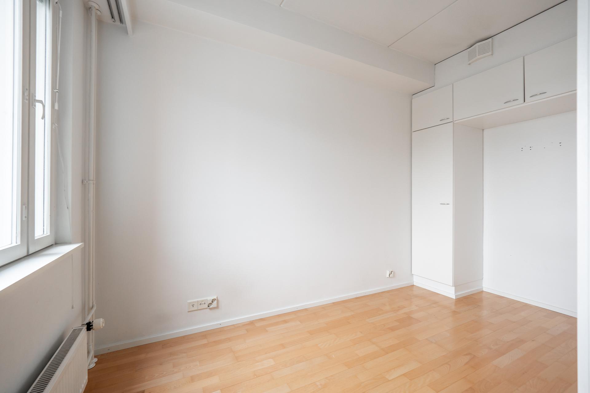 Kasarmintie 22, Myllytulli, Oulu