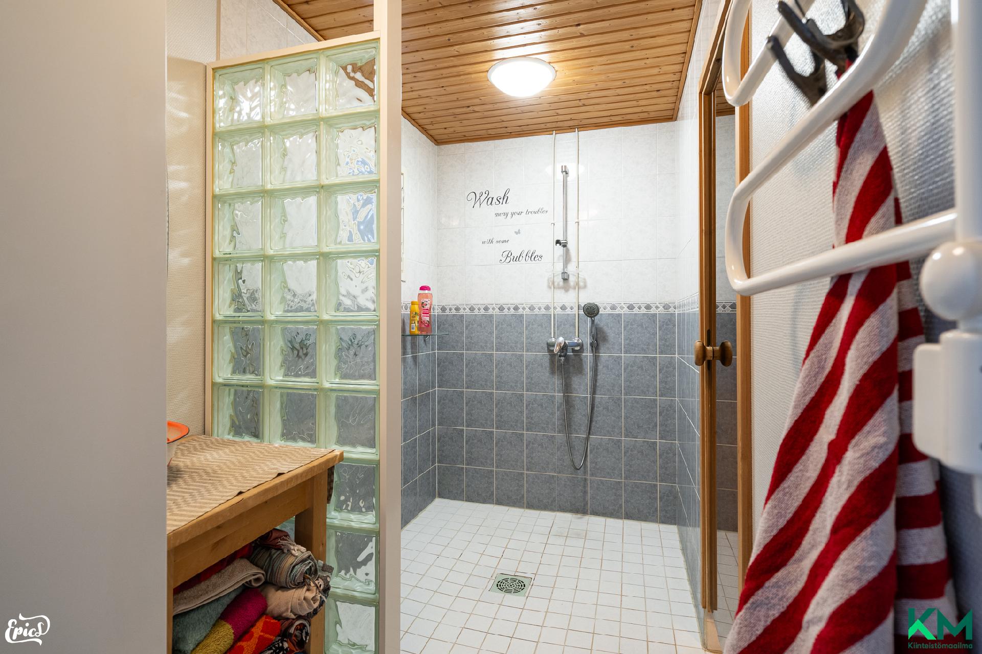 Linnunlaulunkuja 9, Ruutana, Kangasala