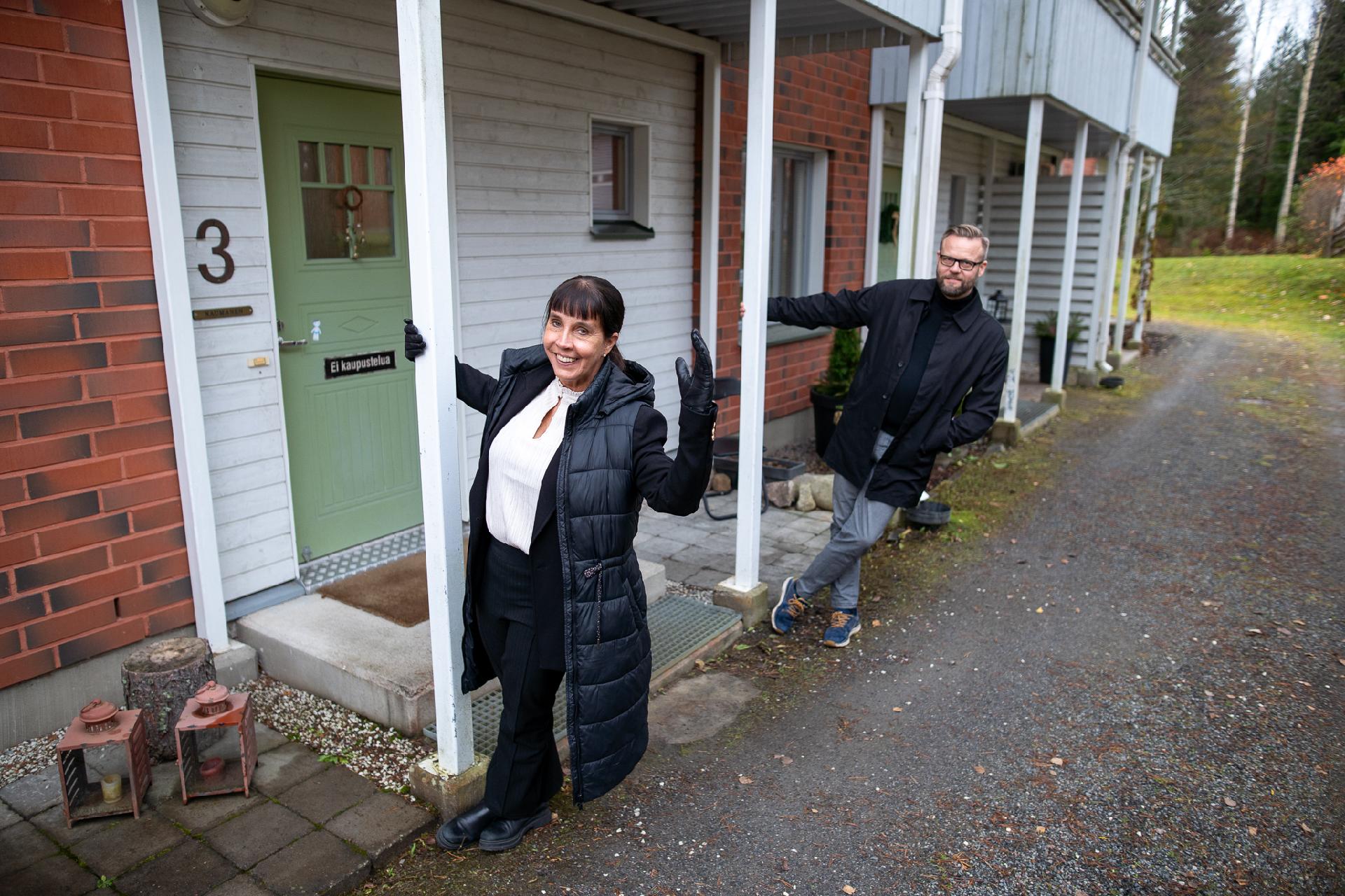 Sovi esittely: Linda 050 543 6003 Timo 040 543 7369