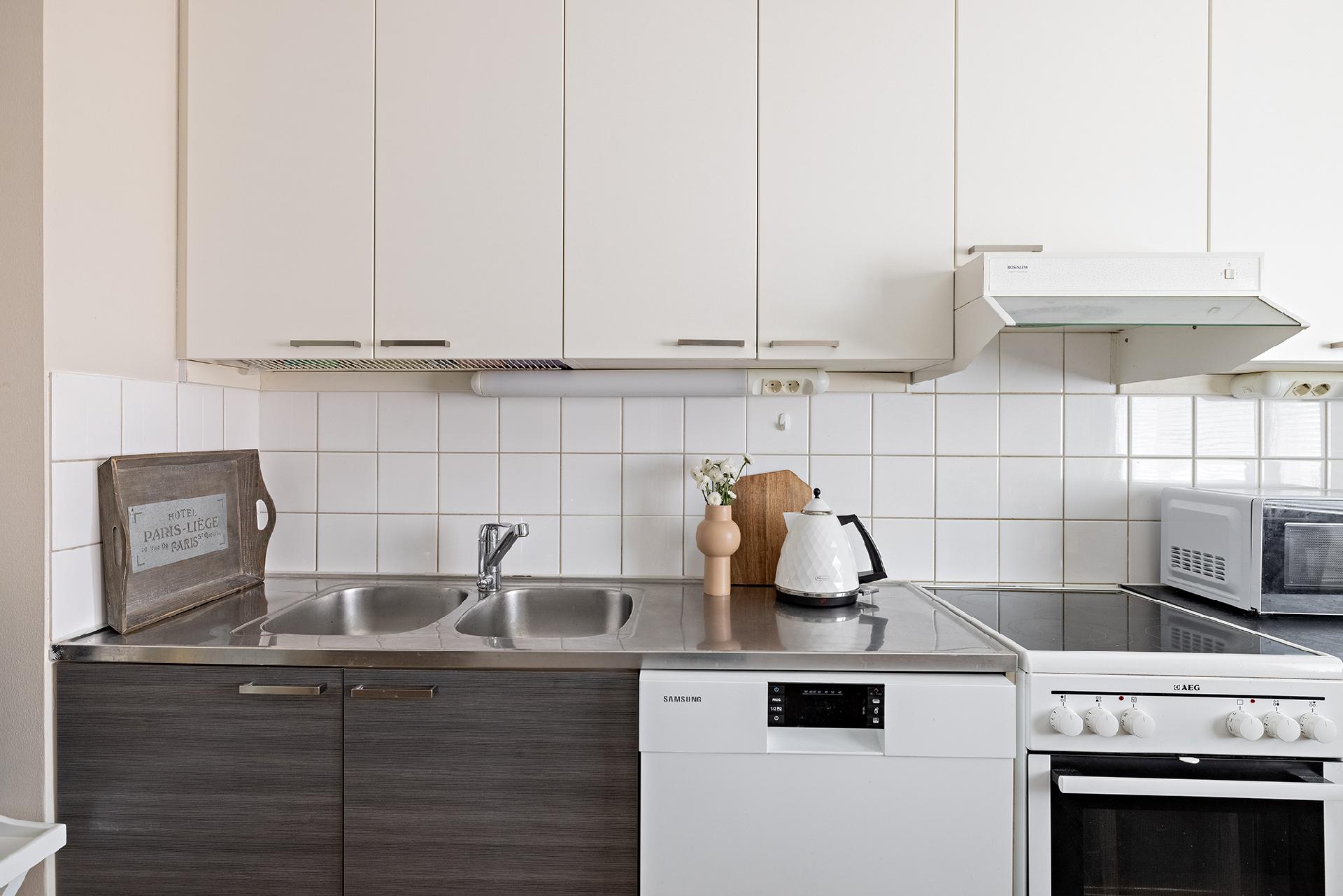 Radiomastontie 8, Svaaninsuo, Oulu