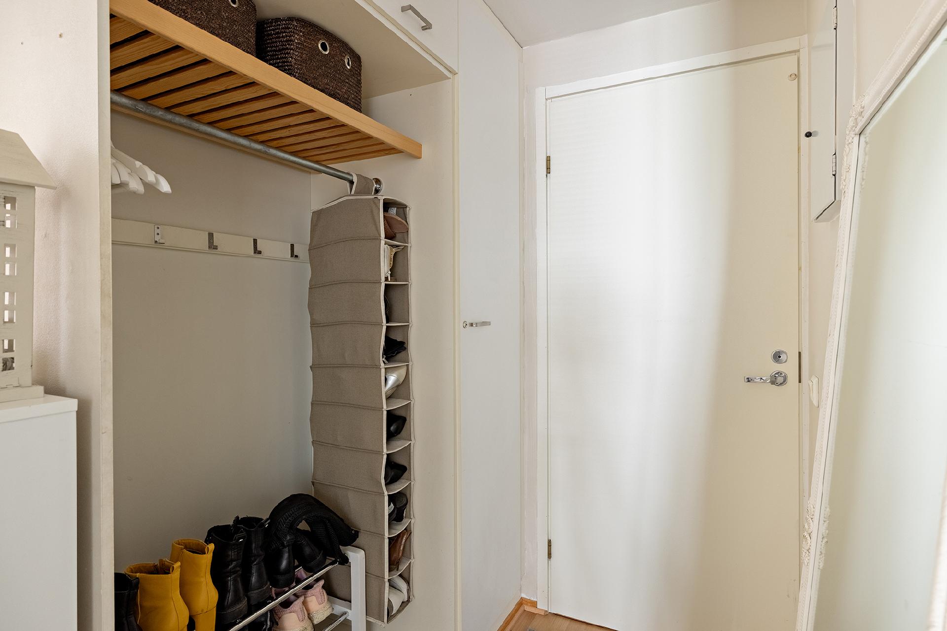 Radiomastontie 8, Svaaninsuo, Oulu