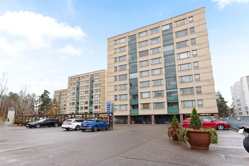 Sulkapolku 6, Pitäjänmäki, Helsinki