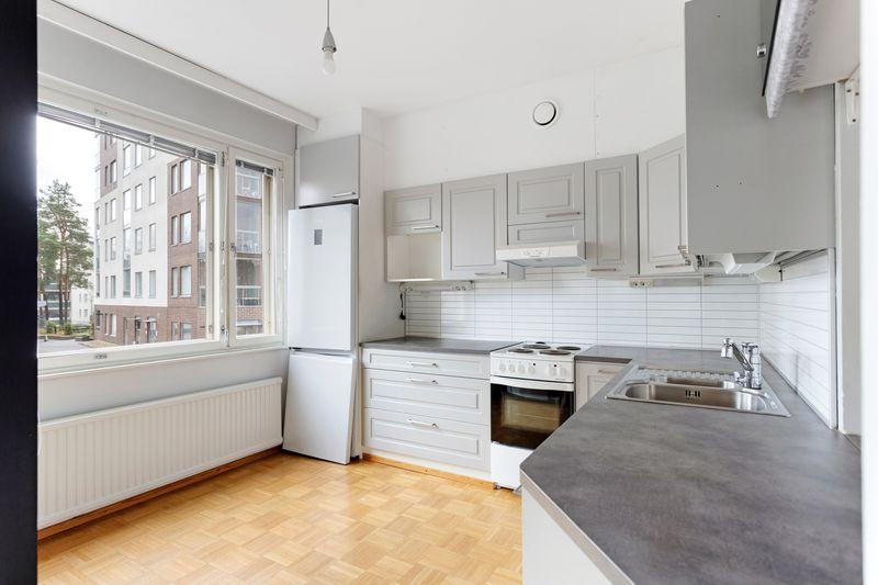 Sulkapolku 6, Pitäjänmäki, Helsinki