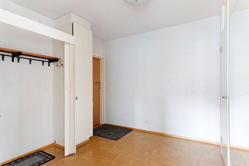 Sulkapolku 6, Pitäjänmäki, Helsinki