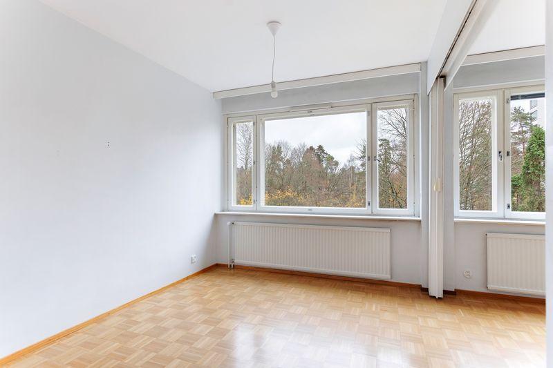 Sulkapolku 6, Pitäjänmäki, Helsinki