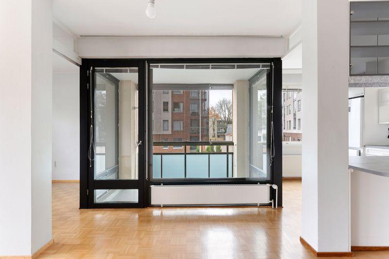 Sulkapolku 6, Pitäjänmäki, Helsinki